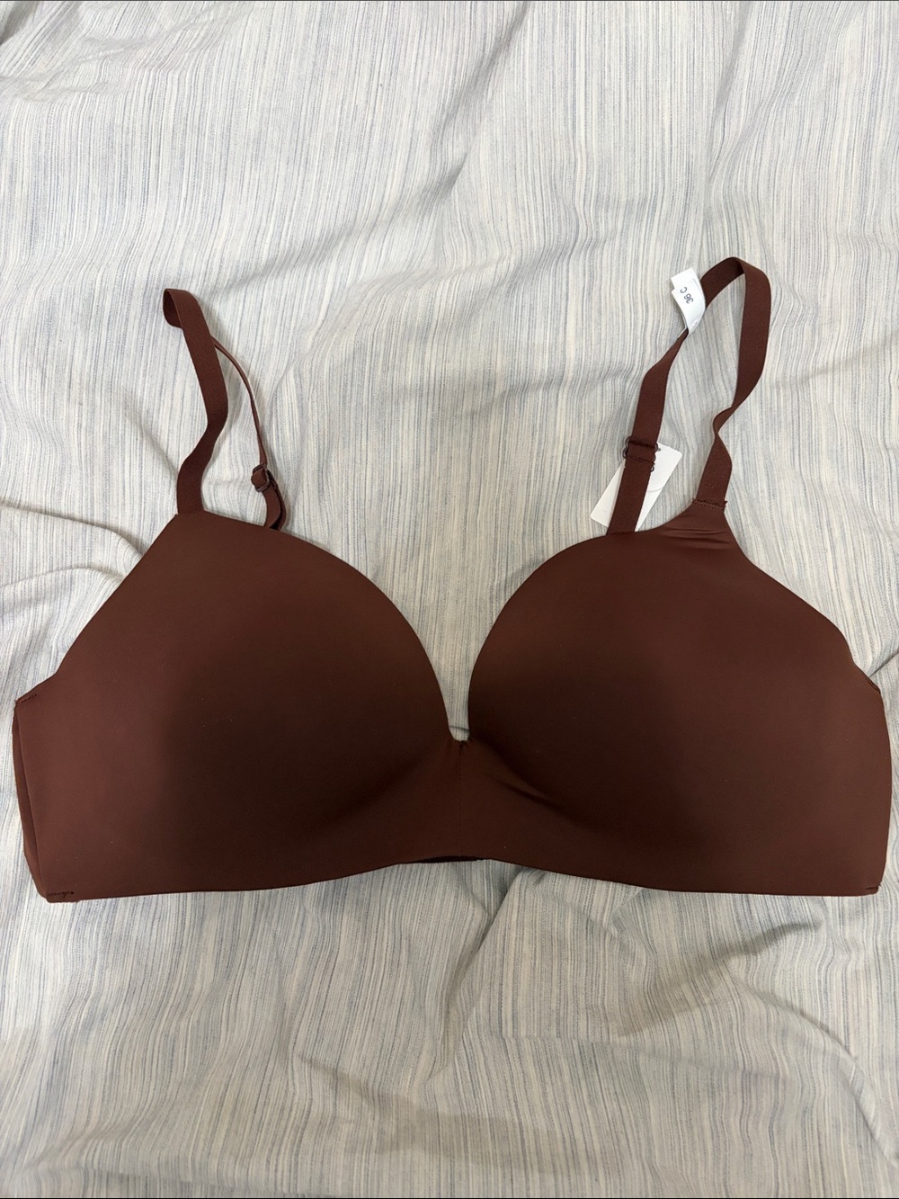 GAP Smooth Molded T-Shirt Bra in Deep Brown